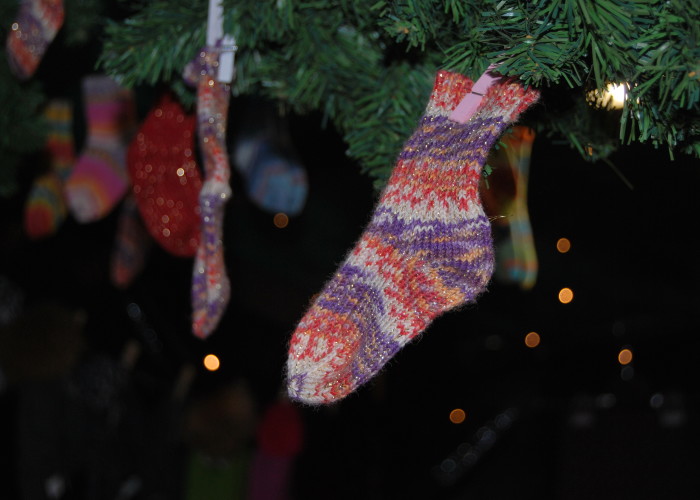 Mit diesen Socken frieren Sie nicht auf der Fürther Altstadtweihnacht.